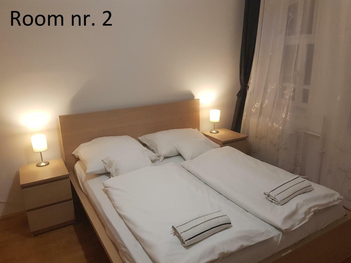 Zoli Apartmanok-Zoli Koelcsey 19 Villa Hajduszoboszlo Luaran gambar