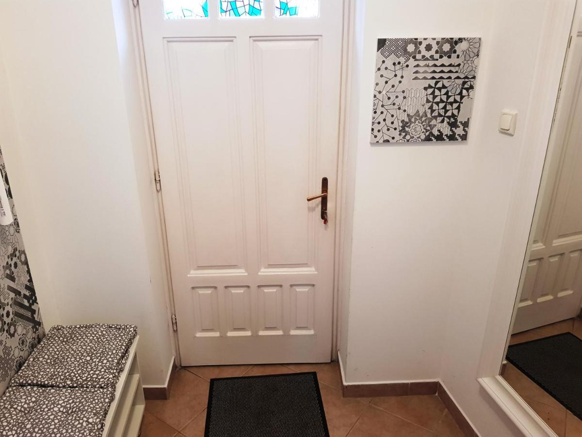 Zoli Apartmanok-Zoli Koelcsey 19 Villa Hajduszoboszlo Luaran gambar